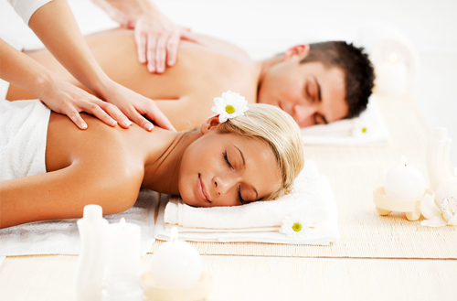 Relaxing Couples Massage
