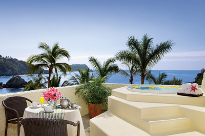 Upgrade to Our Jr. Suite Jacuzzi Preferred Ocean Front